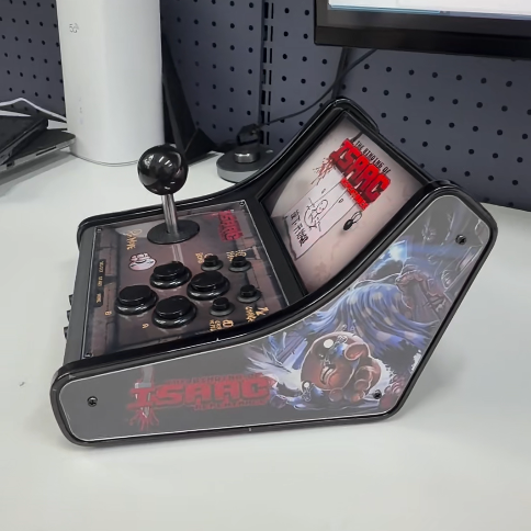 Retro Gaming Years - สวิตช์อาร์เคดสติ๊กและด็อก - ประสบการณ์การเล่นเกมย้อนยุคธีมไอแซค พร้อมจอยสติ๊กและปุ่มควบคุม Sanwa สำหรับแท็บเล็ต
