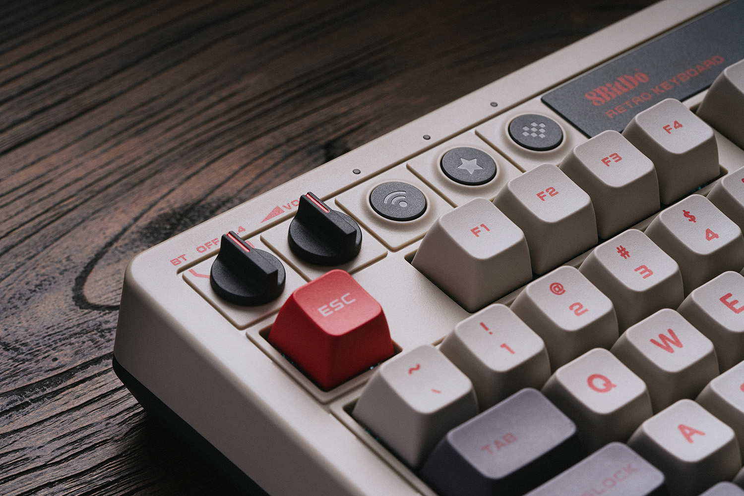 8Bitdo Retro Mechanical Keyboa - Retro Gaming Android บทวิจารณ์และราคา